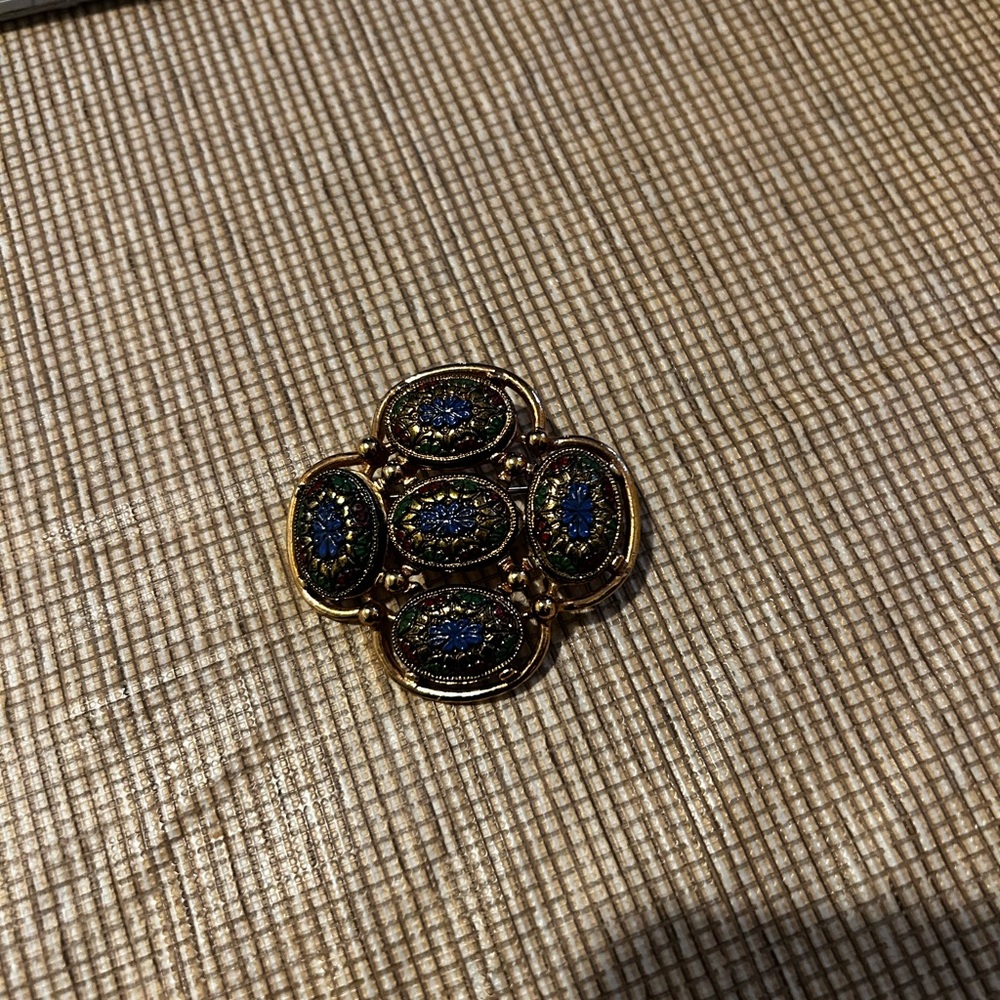 Vintage Sarah Cov Coventry Signed Gold & Blue Multicolors Mosaic Brooch Pin